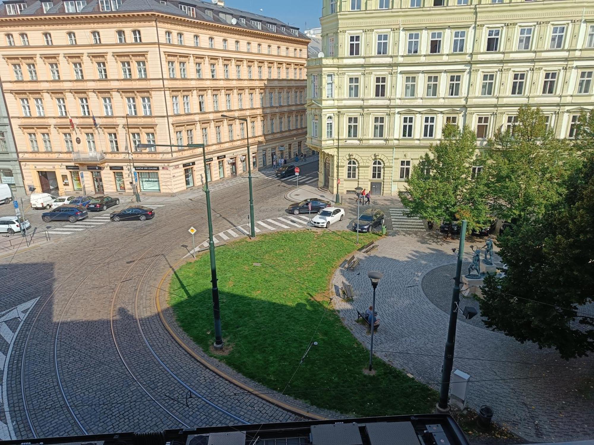 Hotel Zlatá Váha Praga Exterior foto