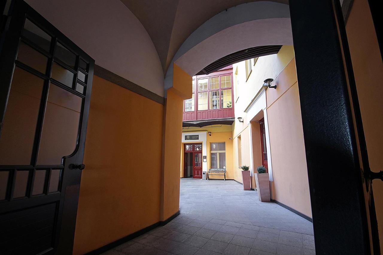 Hotel Zlatá Váha Praga Exterior foto